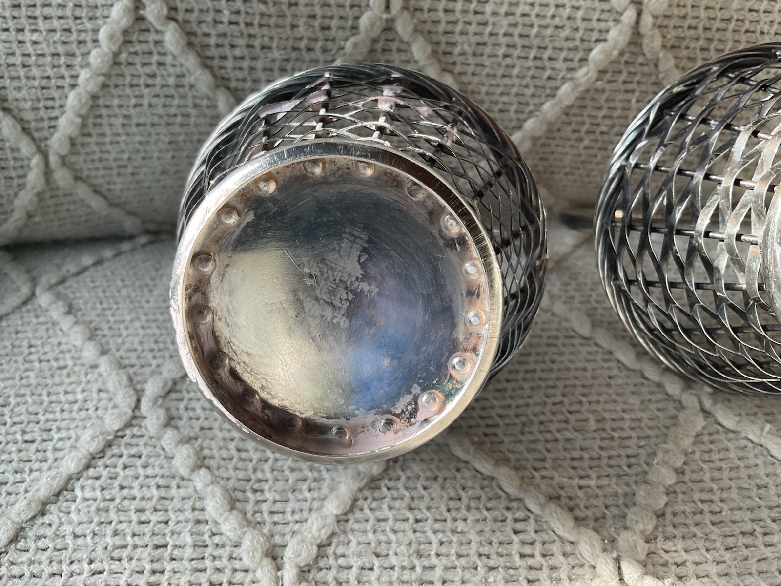 Pair Small Silverplate Woven Baskets, Newport 🐣🥚🐰💐