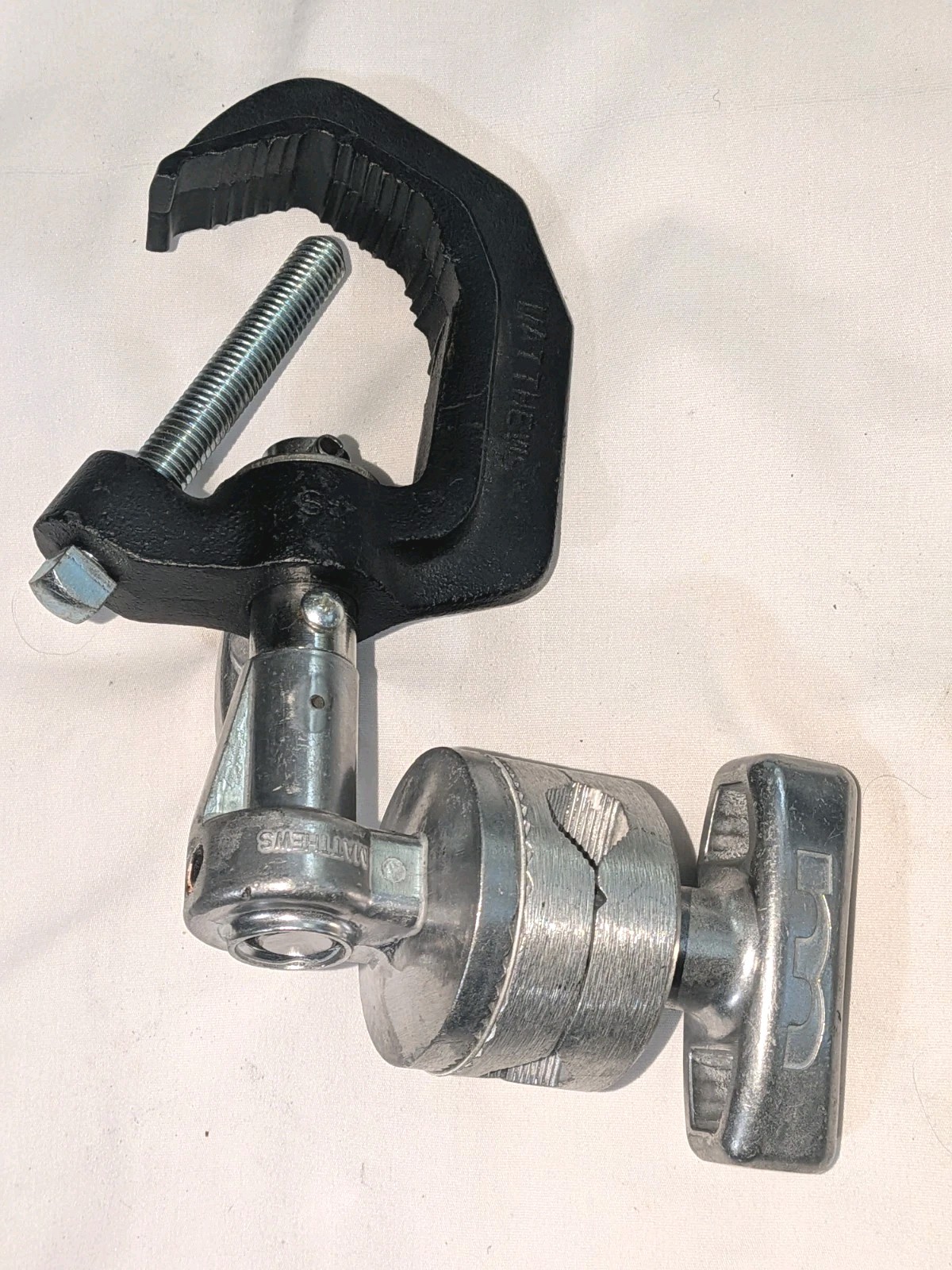 (2) MATTHEWS 429762 Studio Light Hanger Beam CLAMPS w/ MSE Hollywood Grip Heads