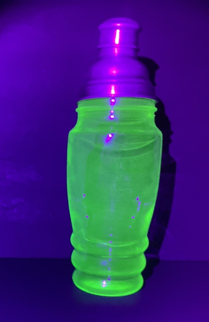 Vintage Green Uranium Glass Martini/Cocktail Shaker With Lids 11 Inches