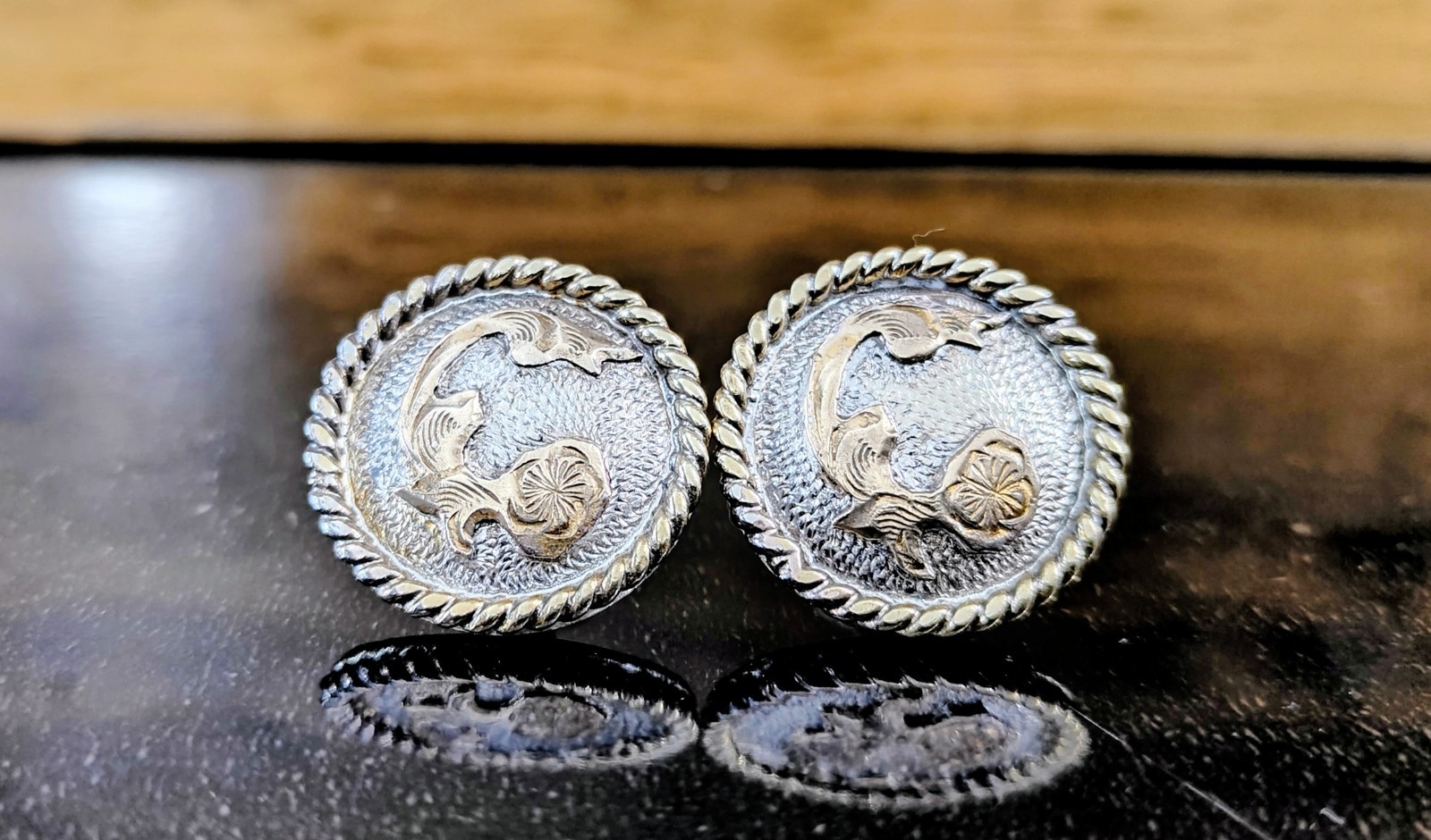 Vintage 652 Western Tack Alpaca Mexico Silver & Gold Floral Rope Edge Conchos 1"