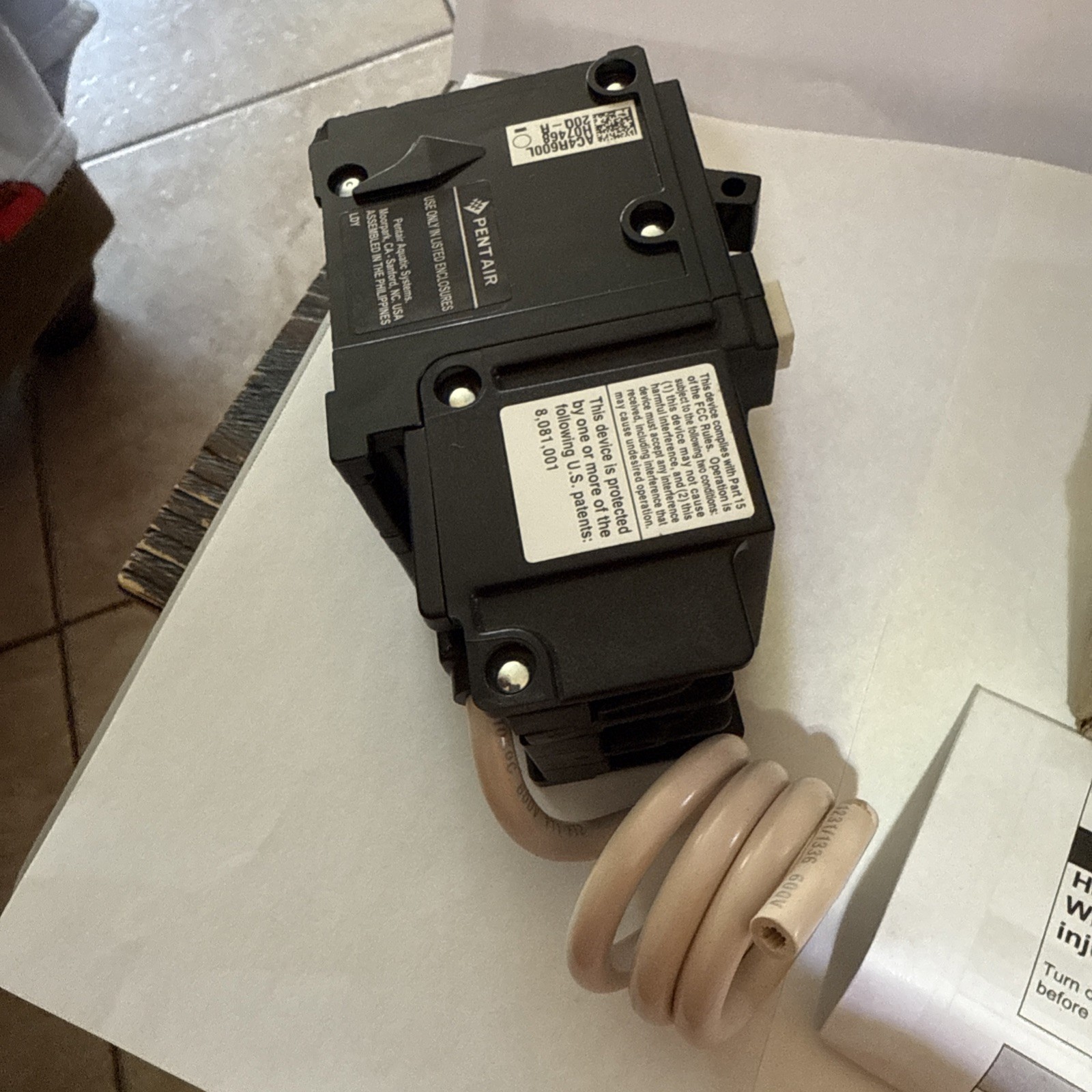 NEW Pentair / Siemens Circuit Breaker PA220GF QF220 - HAS CHIPS SEE PHOTOS