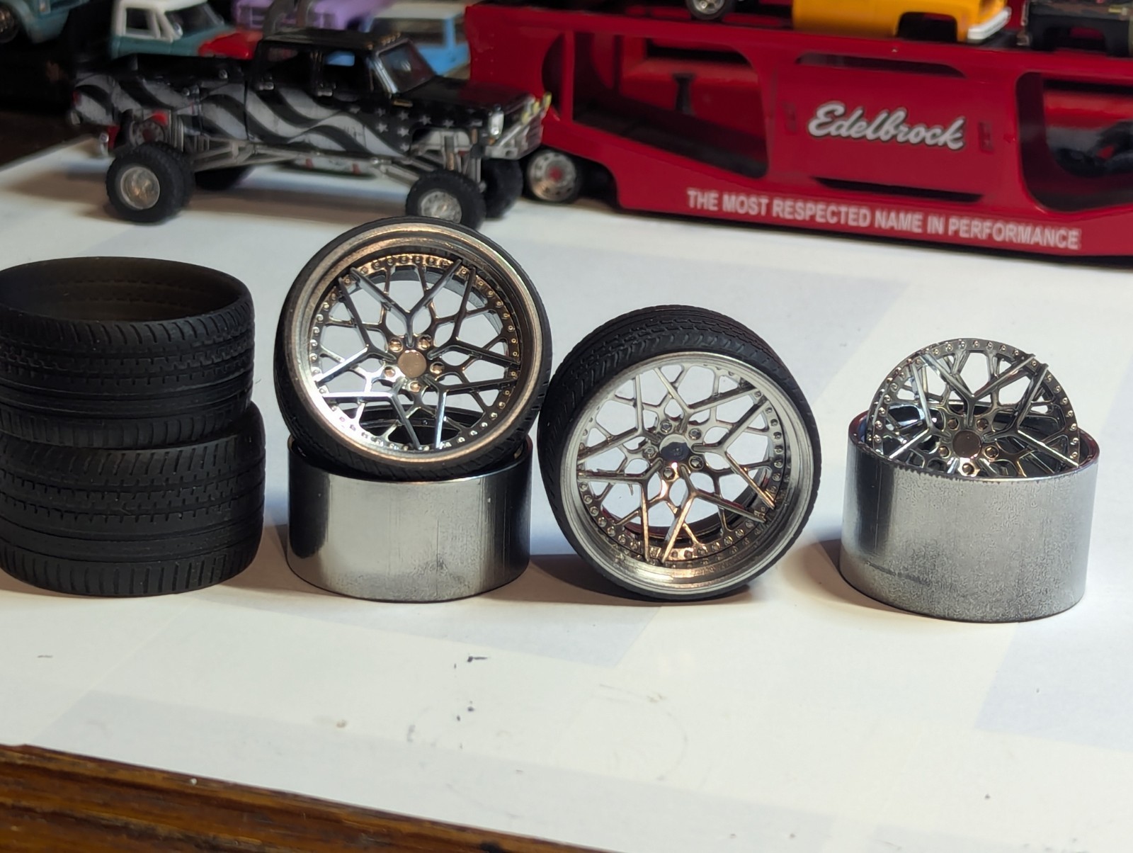 1/18 scale 3d printed tires and wheels (Chrome)
