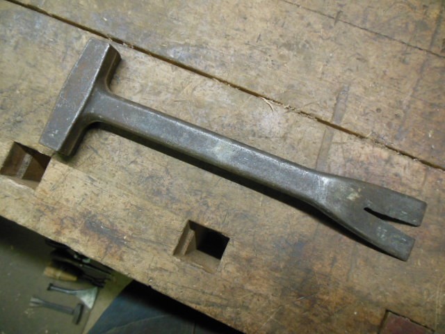 Vintage NOX-TOX crate hammer Bridgeport Hdwe Mfg Co old carpenter tool