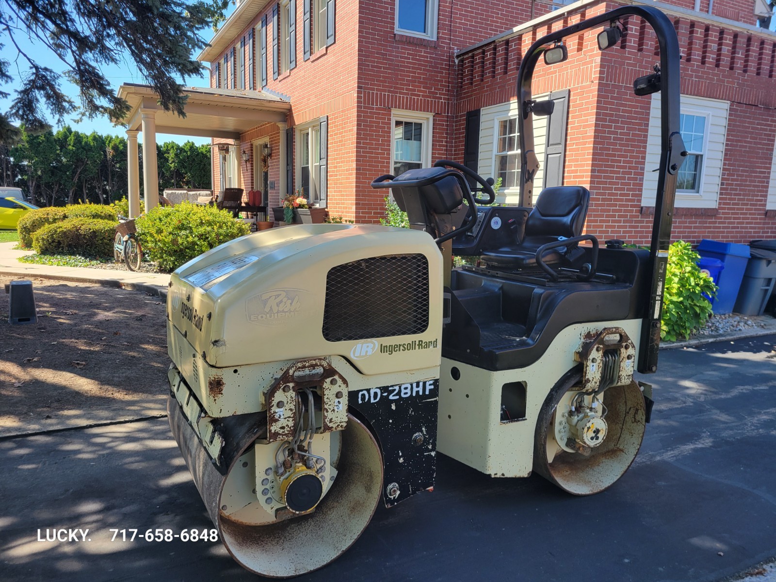 Ingersoll Rand DD28HF Asphalt Drum Roller Compactor Diesel