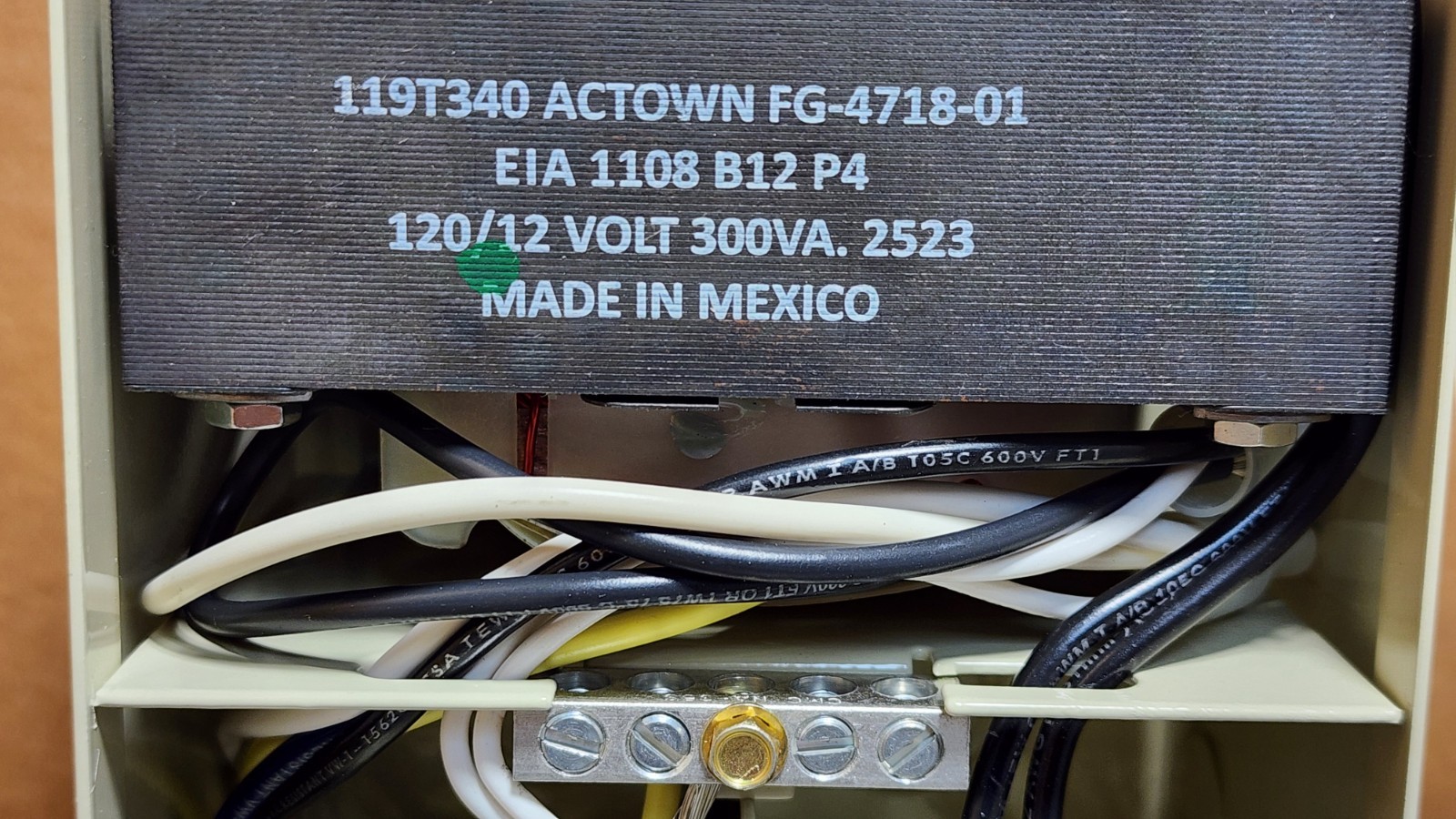 Intermatic PX300 Low Voltage Landscape Pool/Spa Light Transformer 12-14 V, 300W