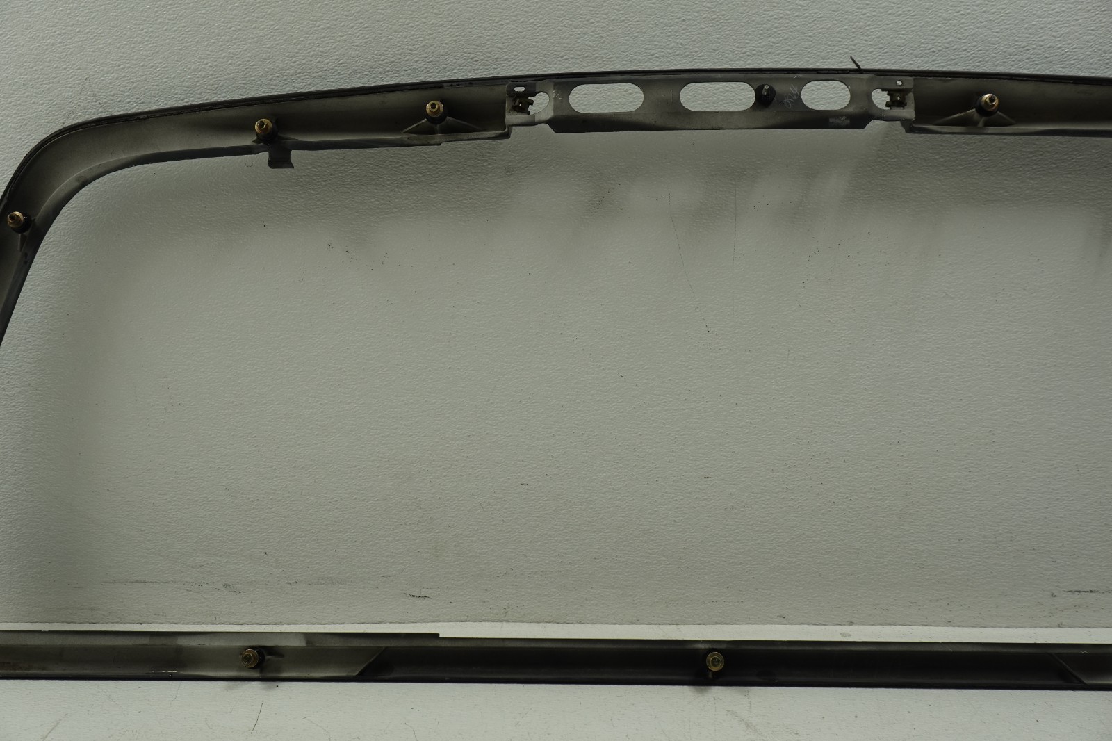 97-03 OEM Ford F150 (Extended Cab ONLY) Rear Window Molding Glass Frame Trim