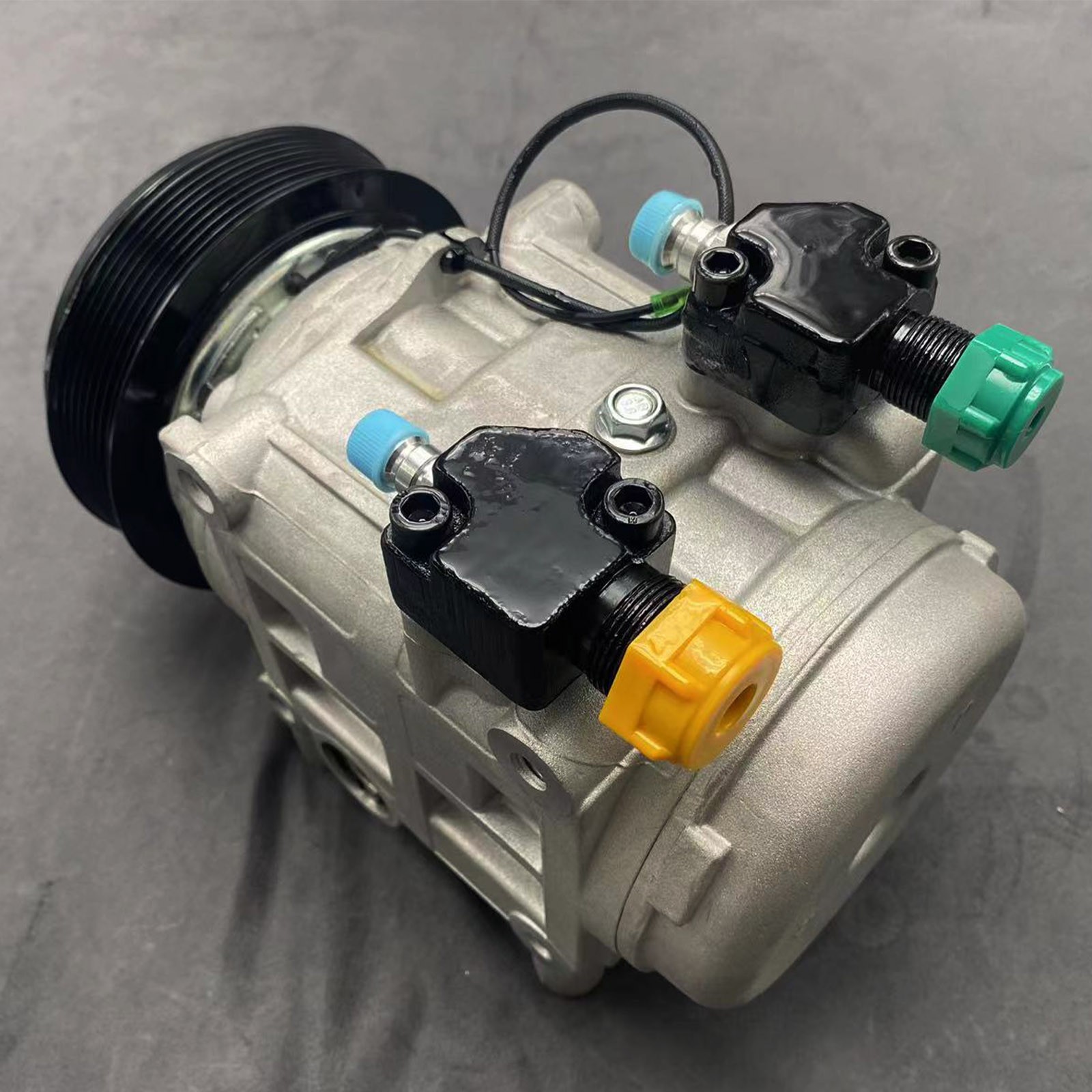 A/C Compressor RD-5-12528-0P / QP31-1213 / QP31-1750 8 groove 5899 for TCCI