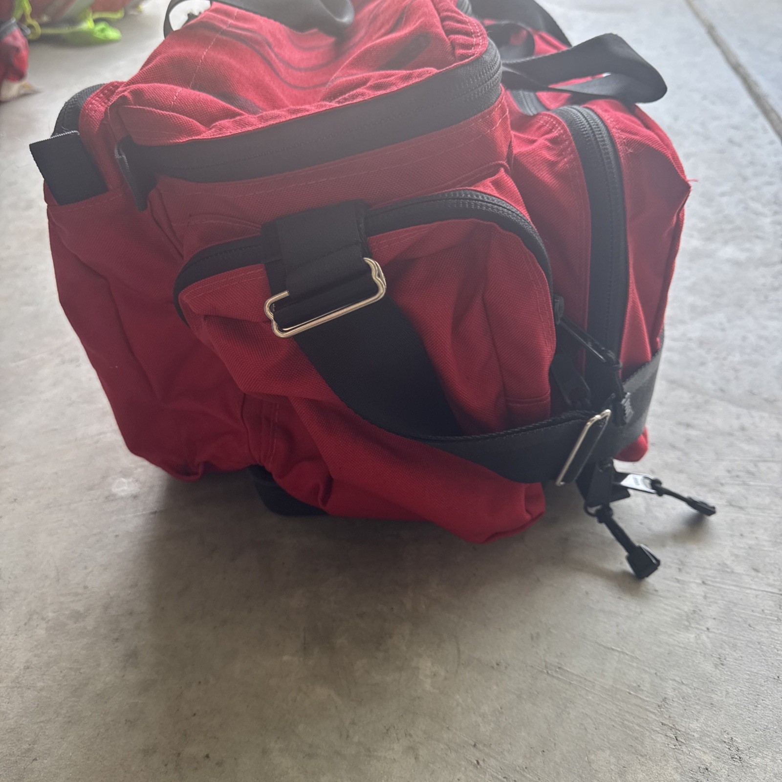 R&B Fabrications EMS EMT Bag – PACIFIC COAST SERIES INTERMEDIATE II TRAUMA BAG