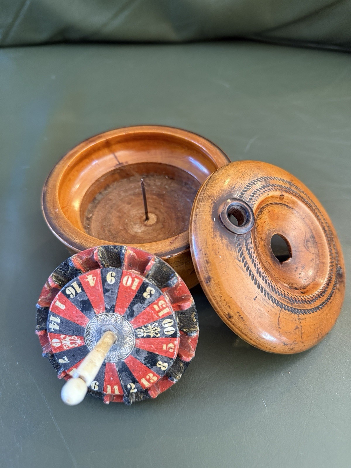 Antique Boxwood Cased Travelling Roulette Game Wheel