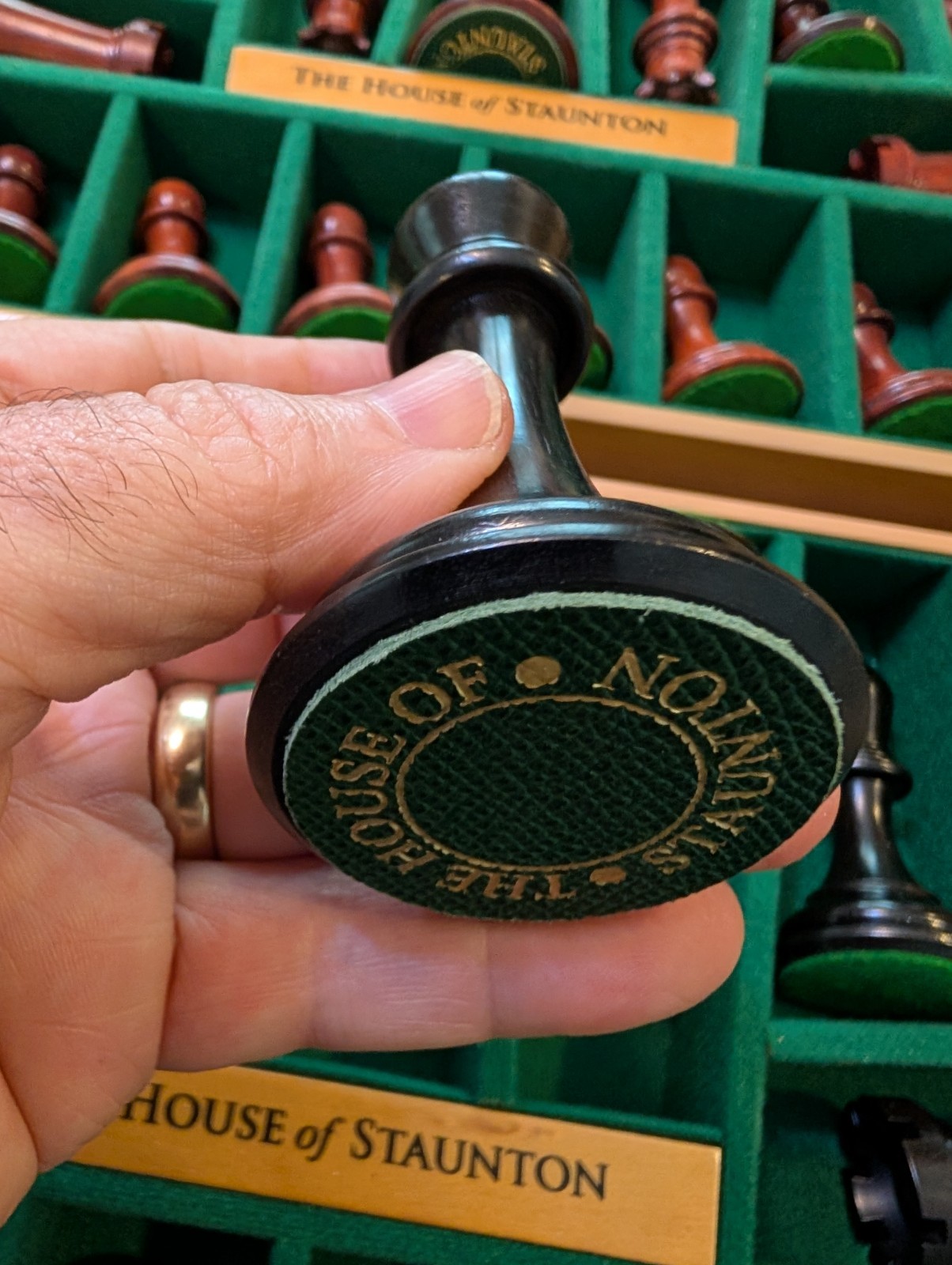 House of Staunton Wood Chess Set Pieces w Case Collector Prestige Series READ