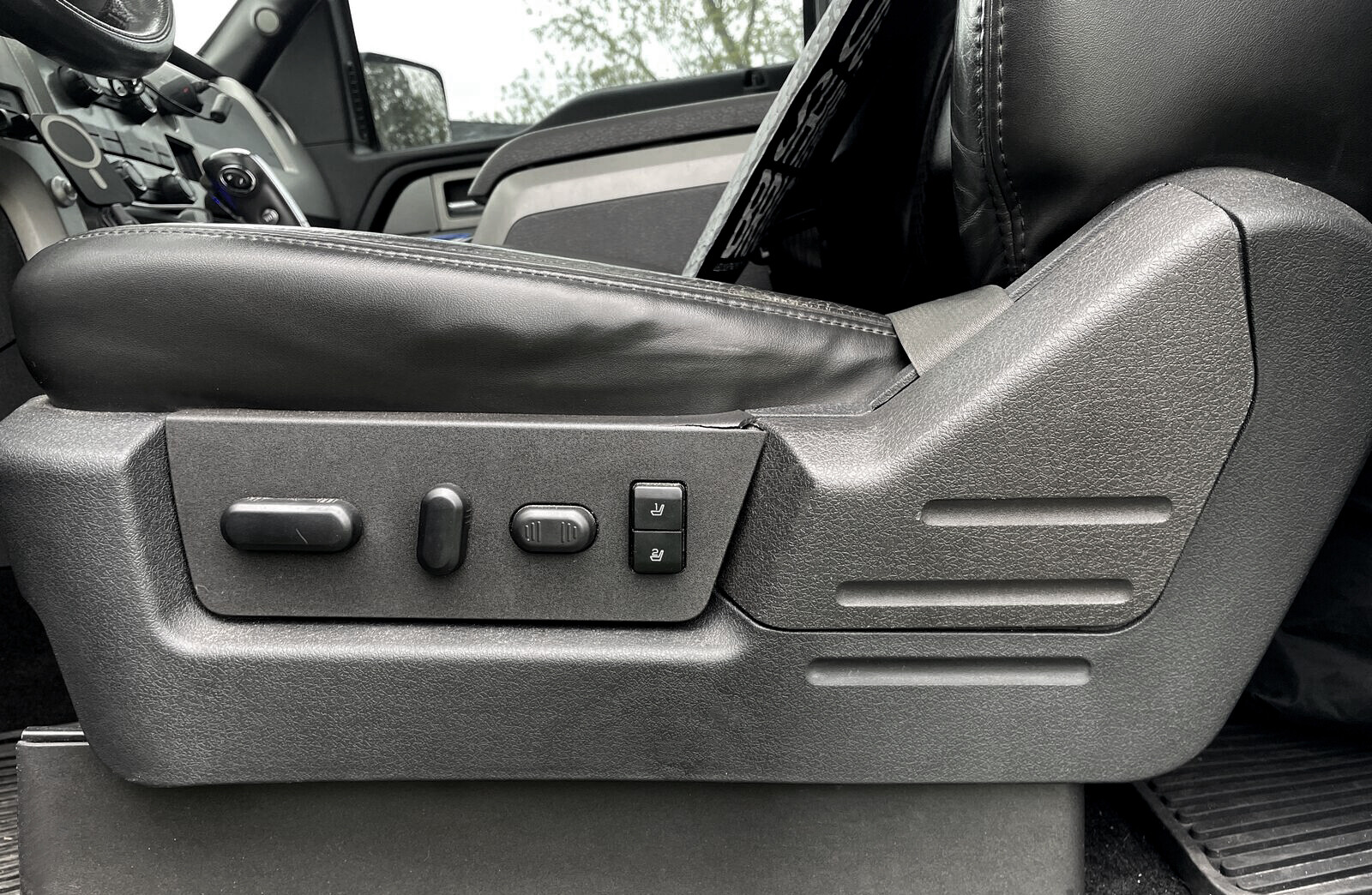 For 2009-2014 Ford F150 Driver Left Seat Cover Bezel Trim Panel Black Plastic