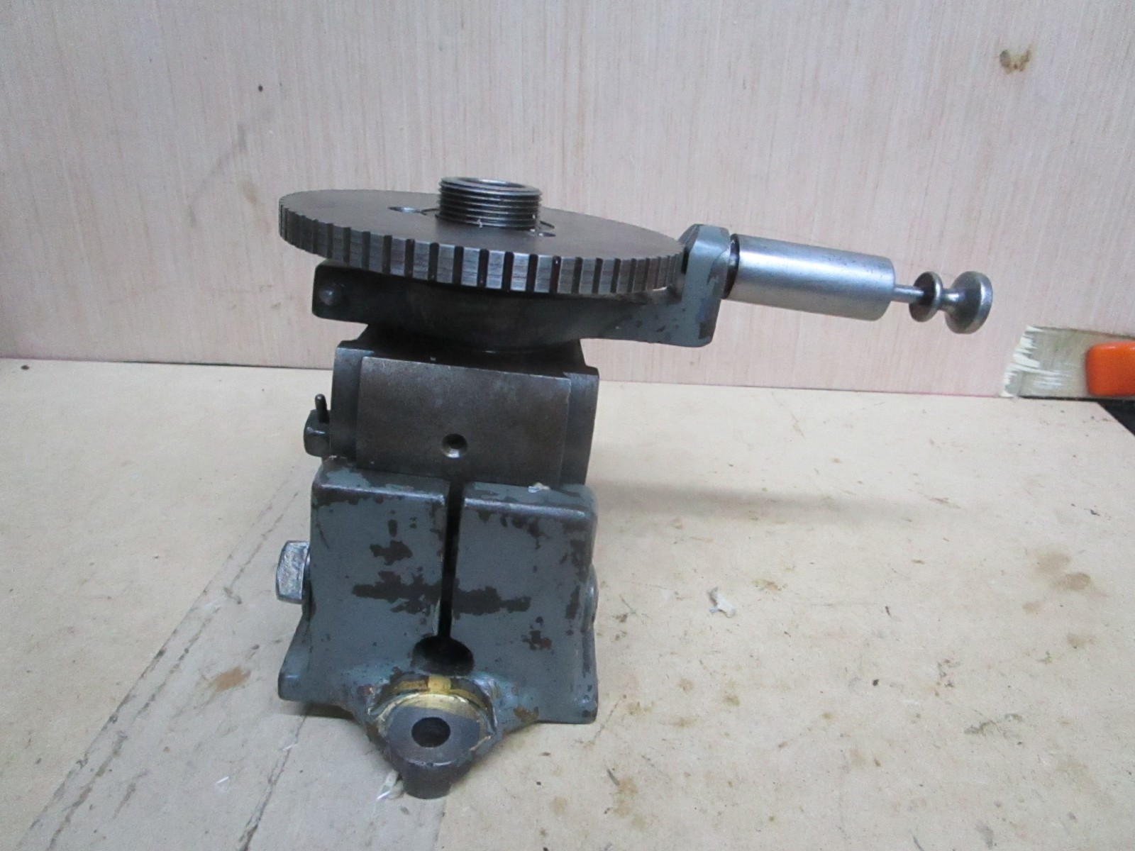 Vintage Dividing Head Lathe Machinist Tool Attachment Unknown Brand Hardinge ?