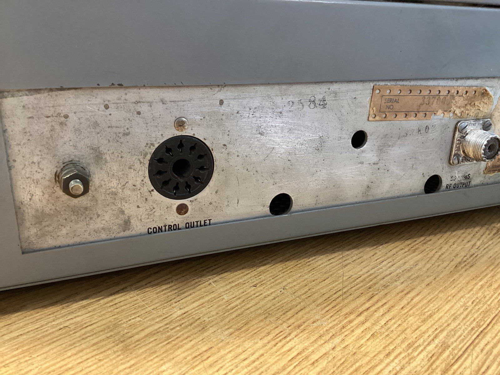 DEFECTIVE Hallicrafters HT37 Ham Radio Transmitter Vintage G3D