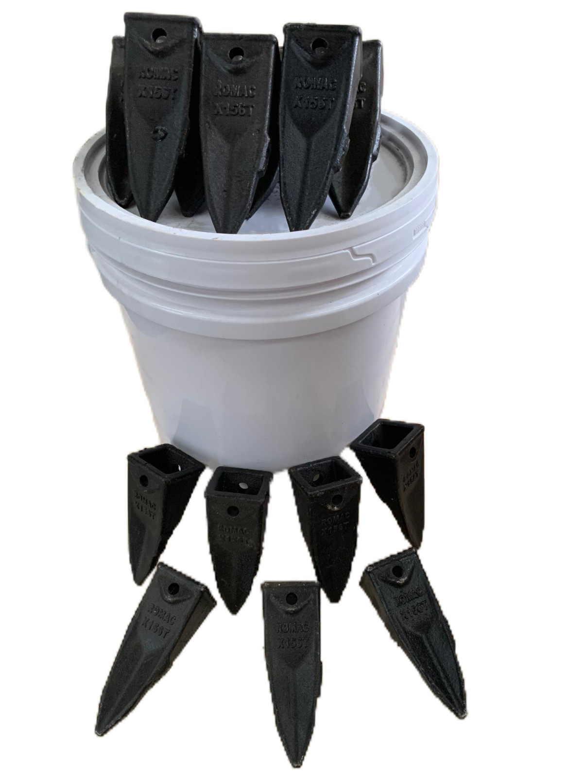 25-Pack X156T Tiger Bucket Teeth + P156 Roll Pins | Hensley Style | 5 Gal Bucket