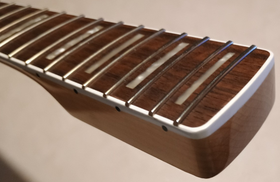 FENDER Squier Paranormal Troublemaker Telecaster Deluxe Neck Laurel Ice Blue