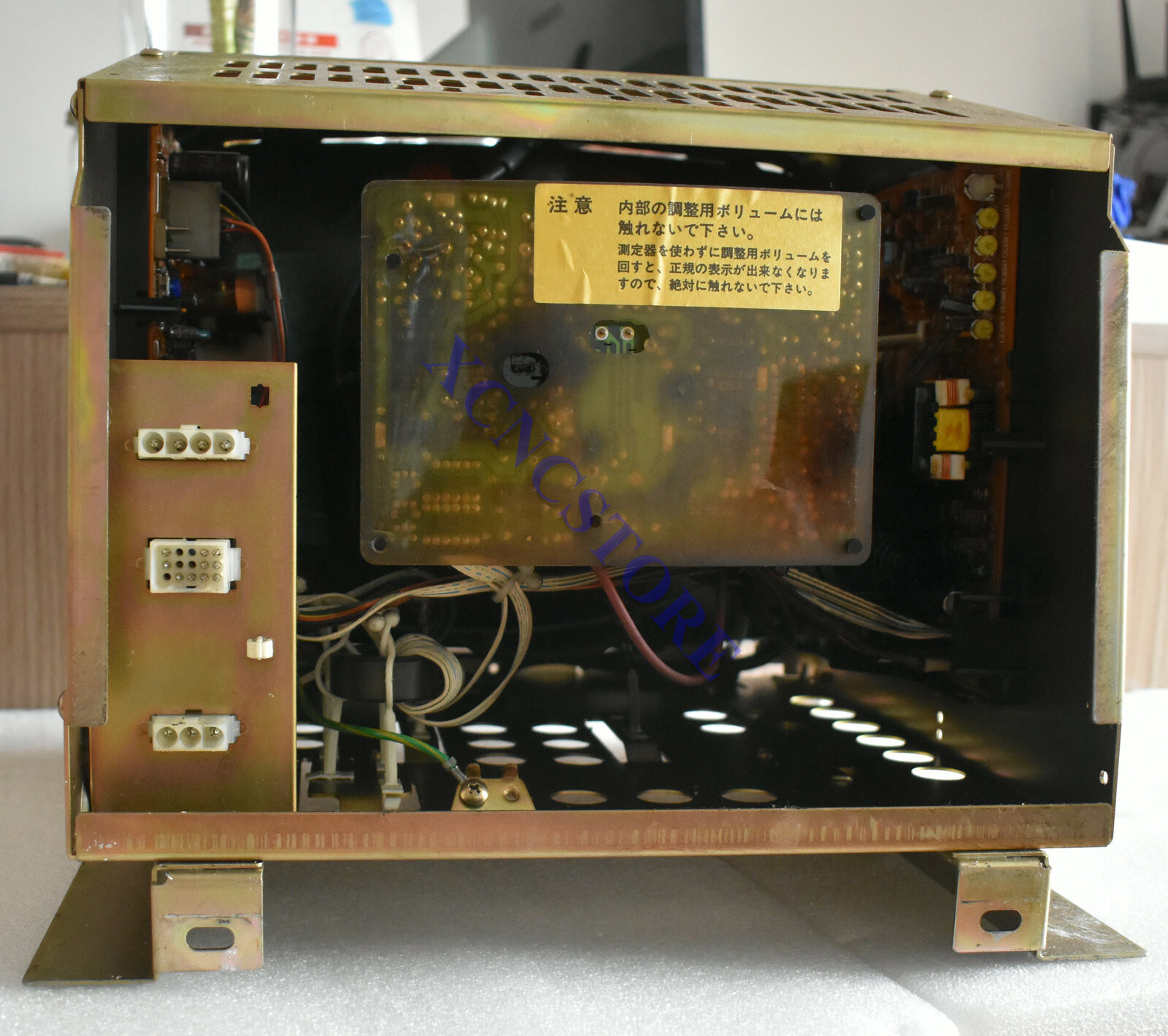 Sharp AIQA8DSP40 8DSP40 Mitsubishi D0506-23/22 PLUG AND PLAY LCD MONITOR