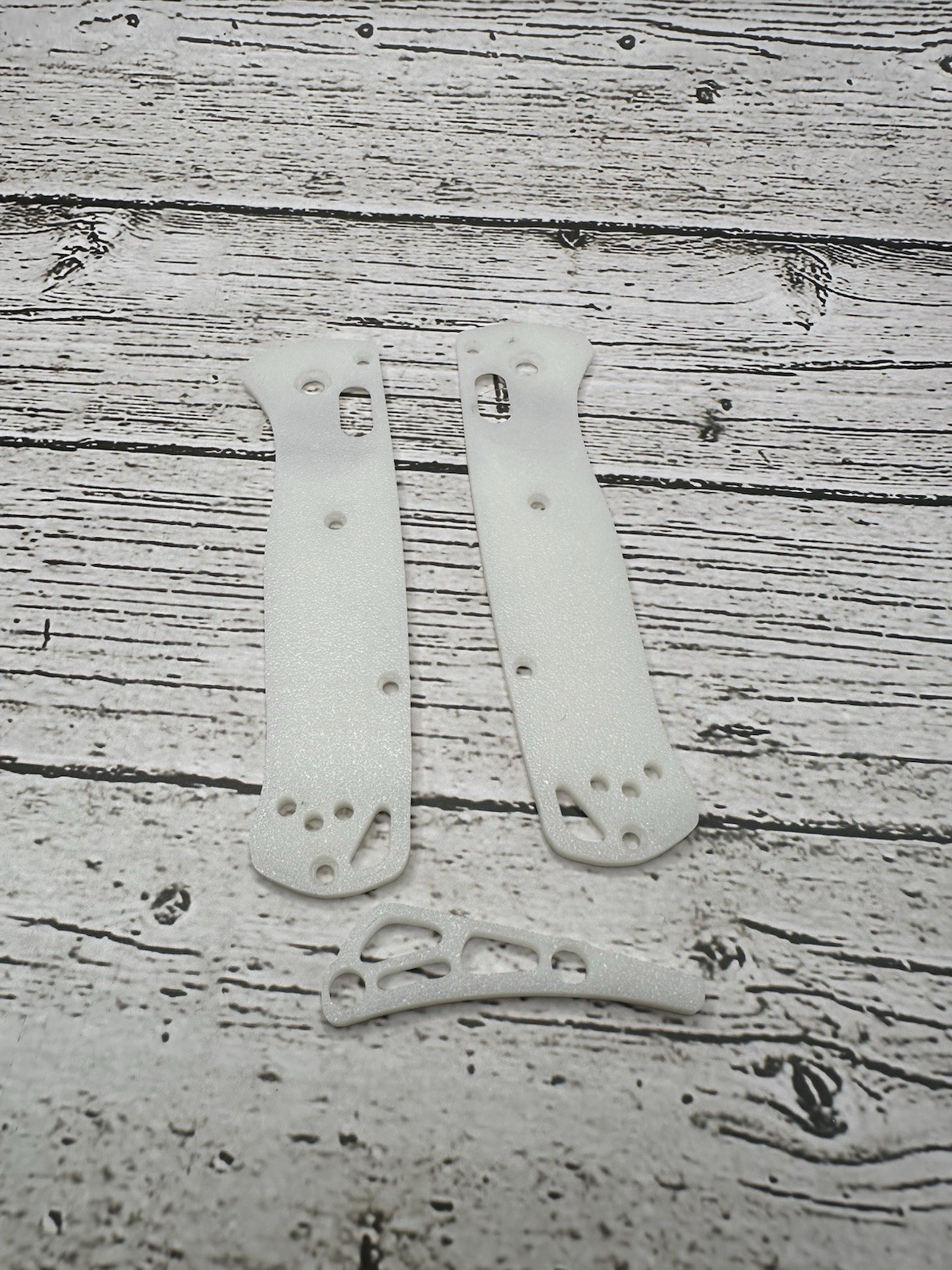 Glow In The Dark Scales And Back Spacer For Benchmade Bug out