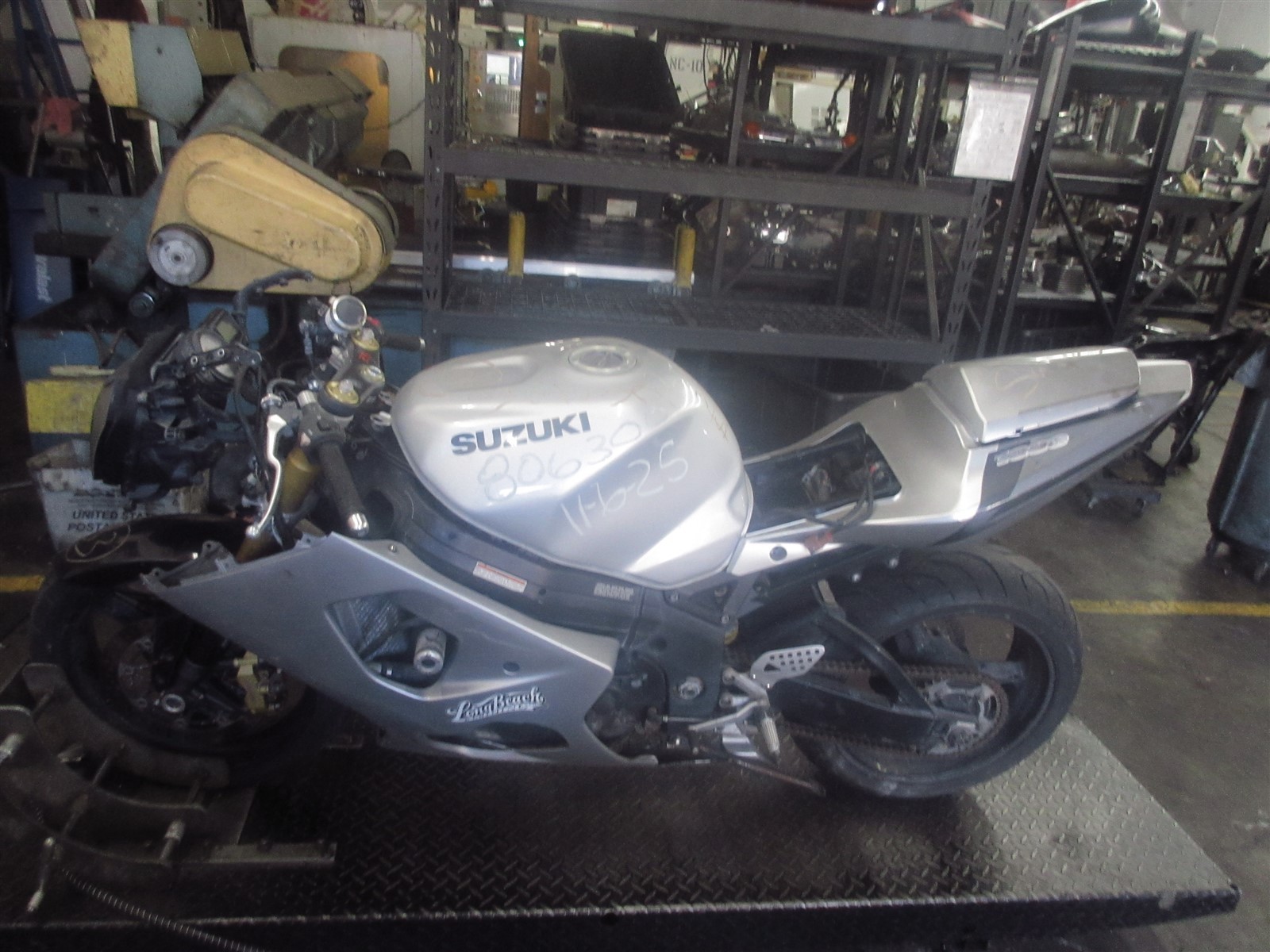 2003 03-04 Suzuki GSXR 1000 GSXR1000 Right Switch Throttle Control Cable Grip