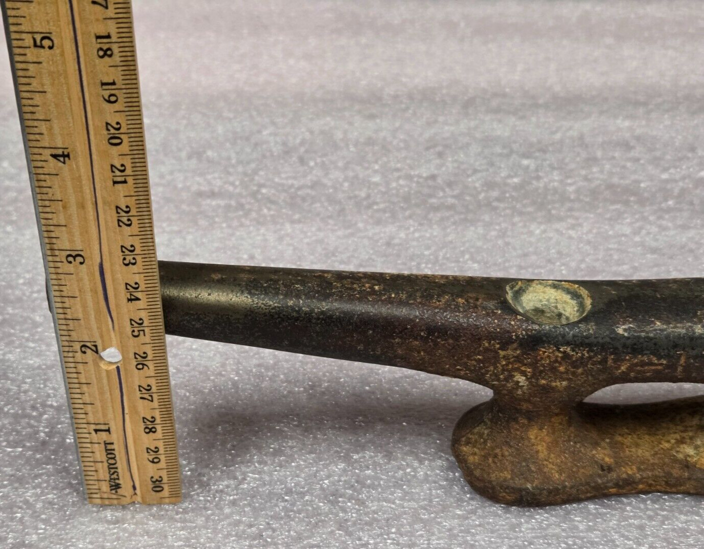 VINTAGE OPEN BASE BOAT / DOCK CLEAT TP12 / TP-12