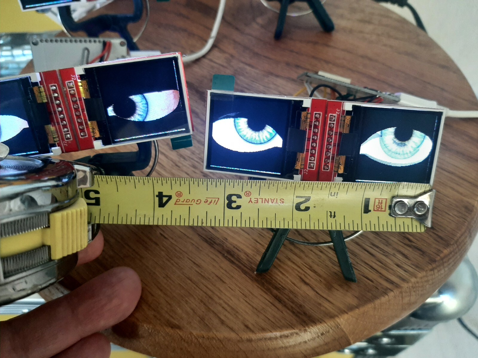Animated eyes (1 pair) for Props ETC, based on Adafruit's Uncanny Eyes, ESP32