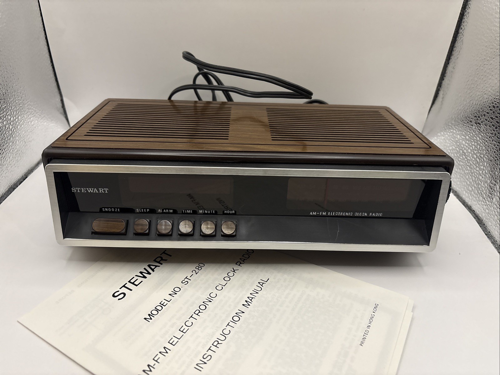 Vintage Stewart AM FM Radio Alarm Clock 1983 Model ST280 New!