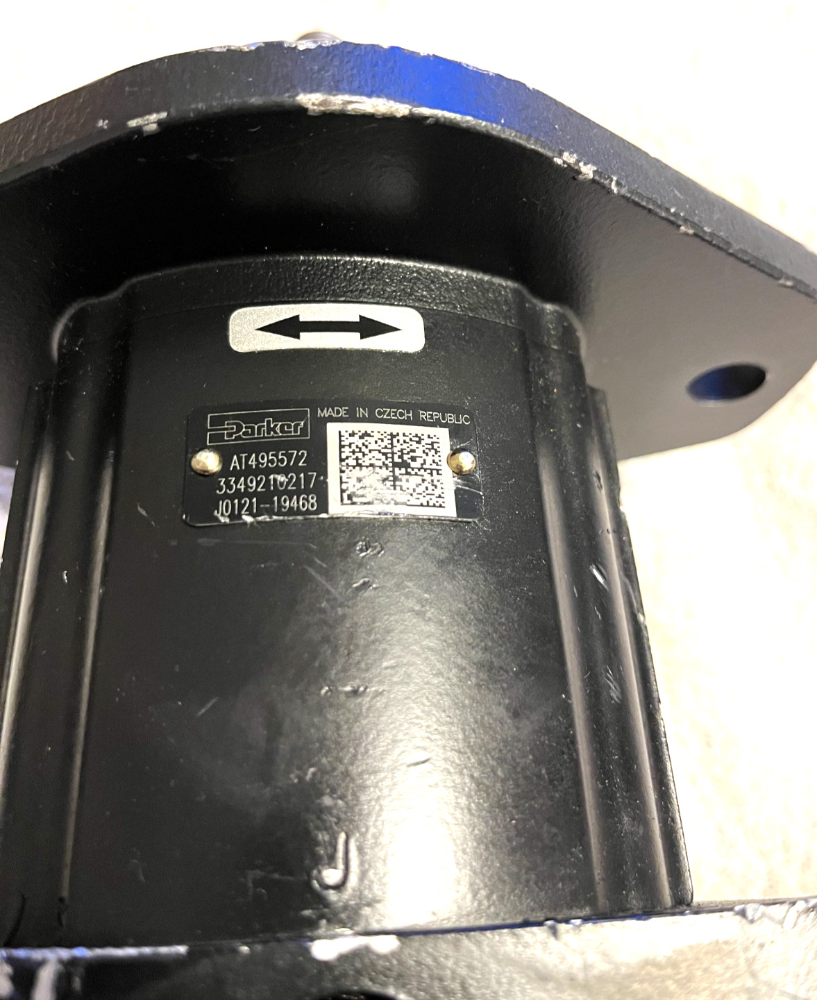 Genuine OEM John Deere Parker AT495572 Fan Drive Hydraulic Motor