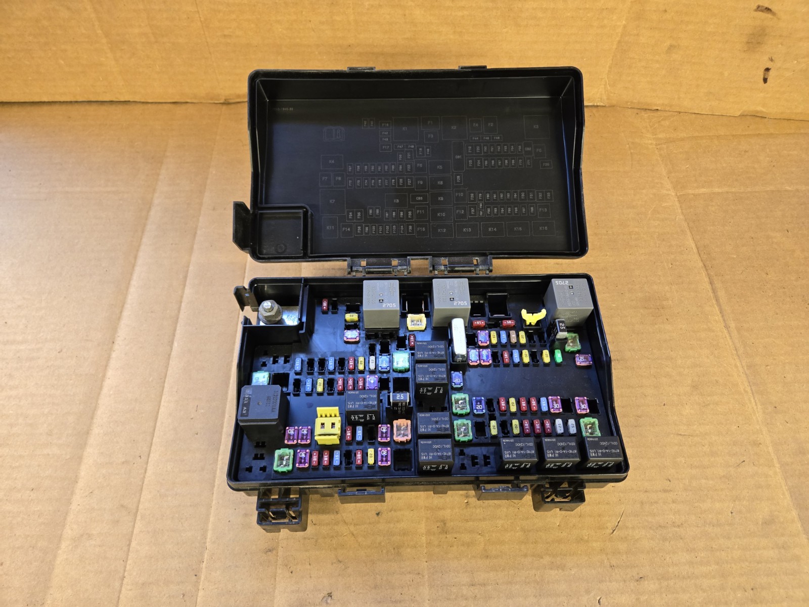 2014 Jeep Grand Cherokee TIPM Integrated Power Module Fuse Box 68137439AG
