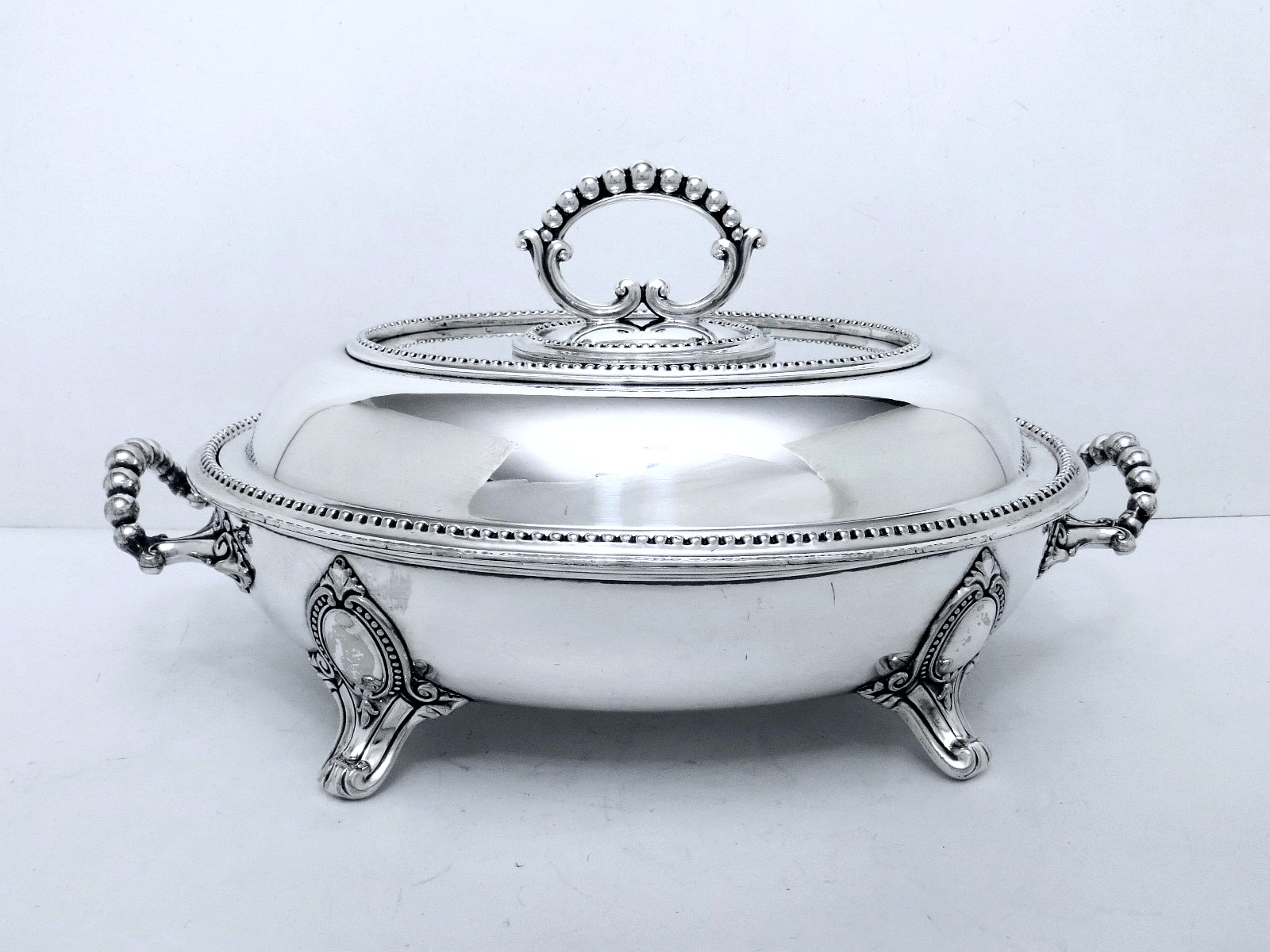1860 MAPPIN BROTHERS LONDON BRIDGE AESTHETIC PEARLED WARMING SERVING DISH 14"