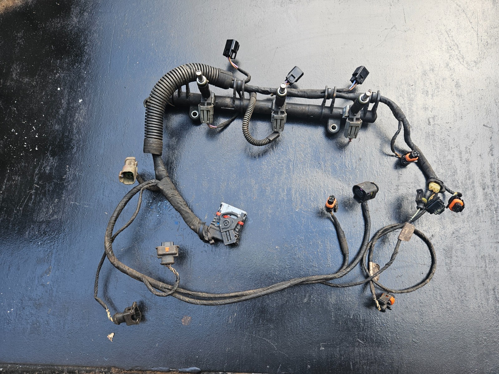 Sea Doo 2009 RXT 255 sc FUEL INJECTORS FUEL RAIL & WIRE HARNESS