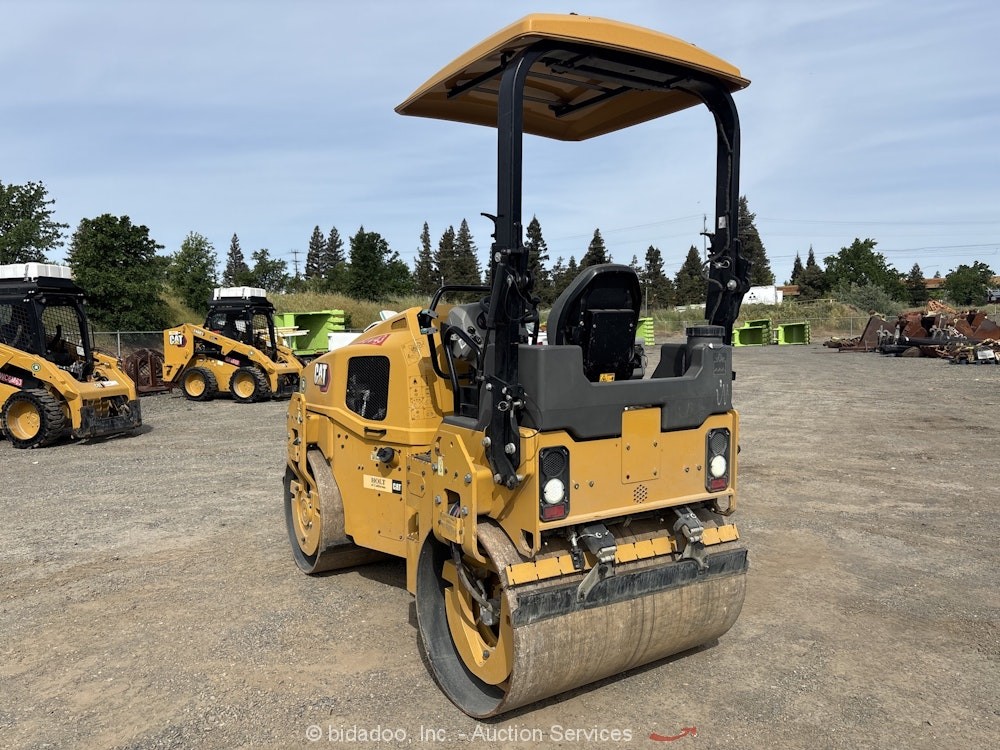 2022 Caterpillar CB4.0 Smooth Drum Vibratory Roller Compactor Warranty bidadoo