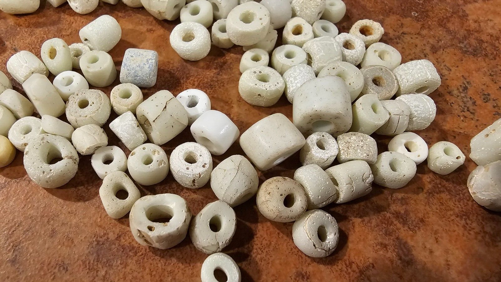 lot of 30 Indian Stone Trade Beads Ancient Beads