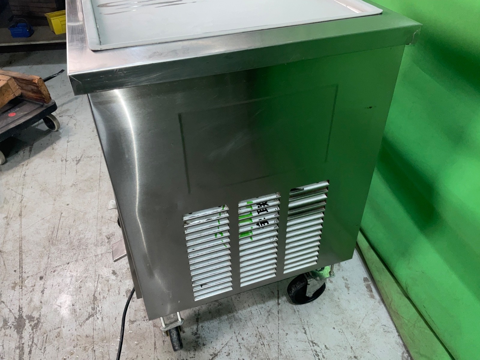 Commercial 21"X21'' Square Pan Fry Ice Cream Roll Machine, Custom Casters 1834