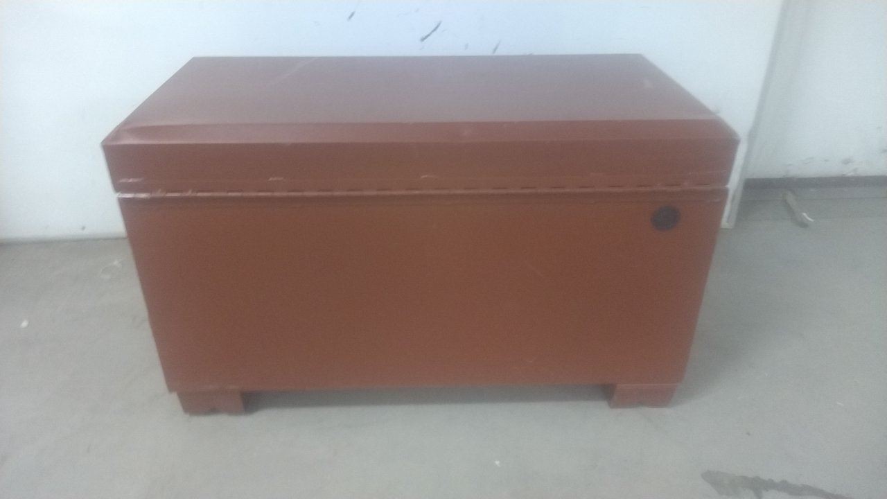 Crescent Jobox 2-653990 10.5 Cu Ft Storage Capacity Brown Steel Jobsite Box