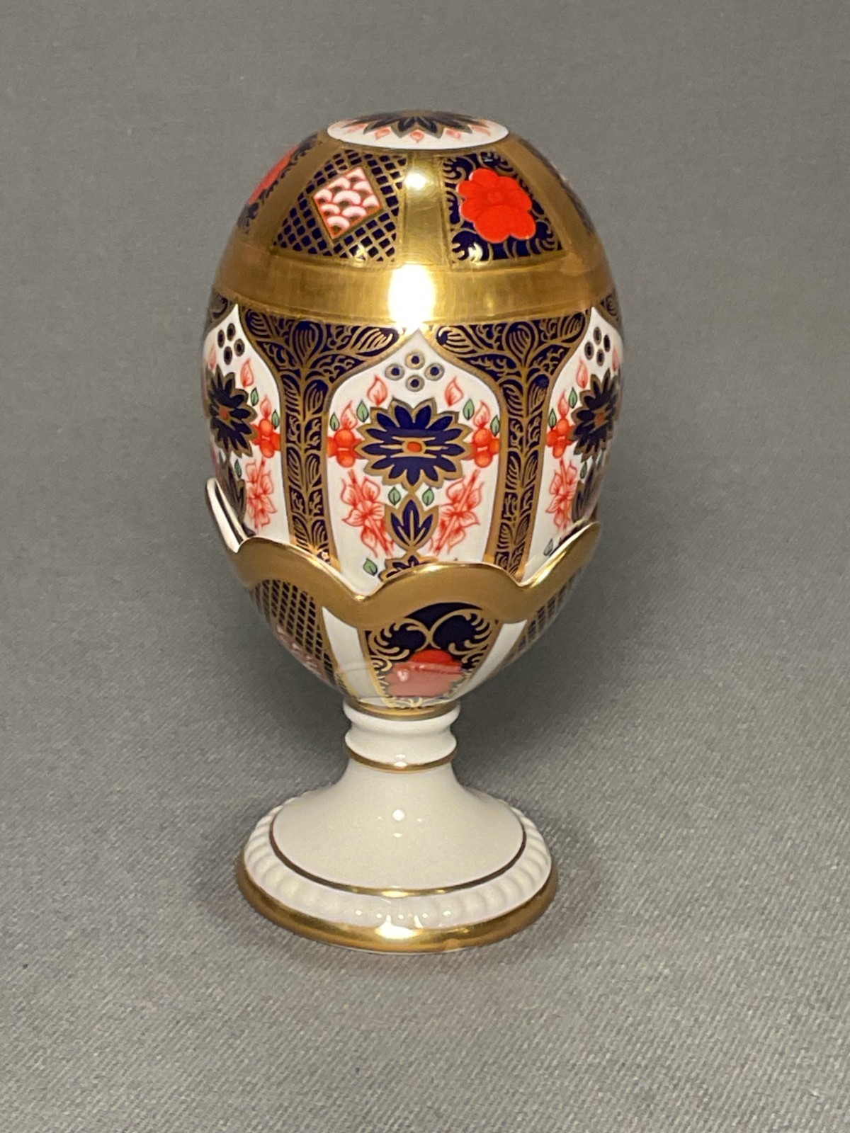 Royal Crown Derby - Old Imari - Solid Gold Band - Egg with Stand