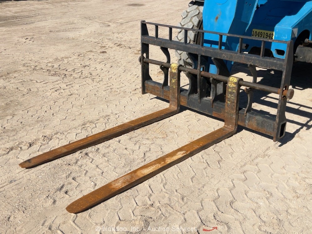 2016 Genie GTH844 8,000 lbs 44' Telescopic Reach Forklift Telehandler 8K bidadoo