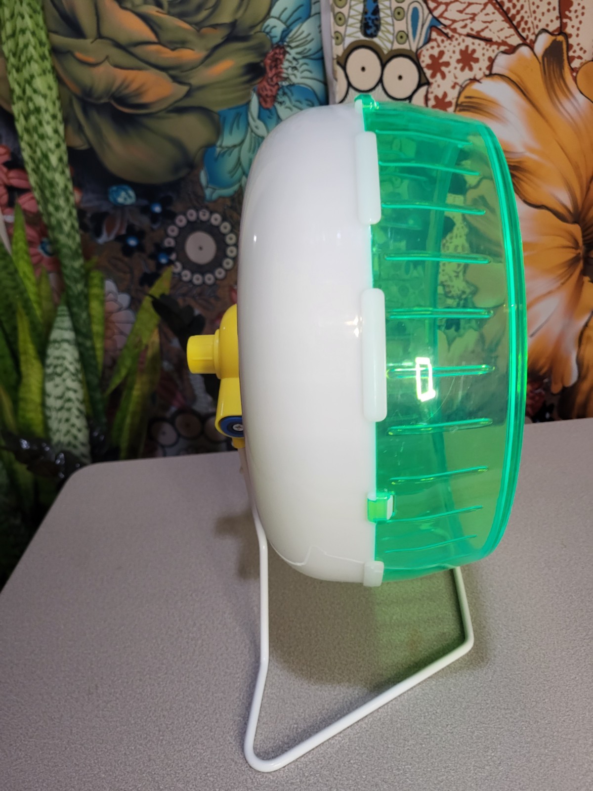 Kaytee Silent Spinner Premium Quality Exercise Wheel