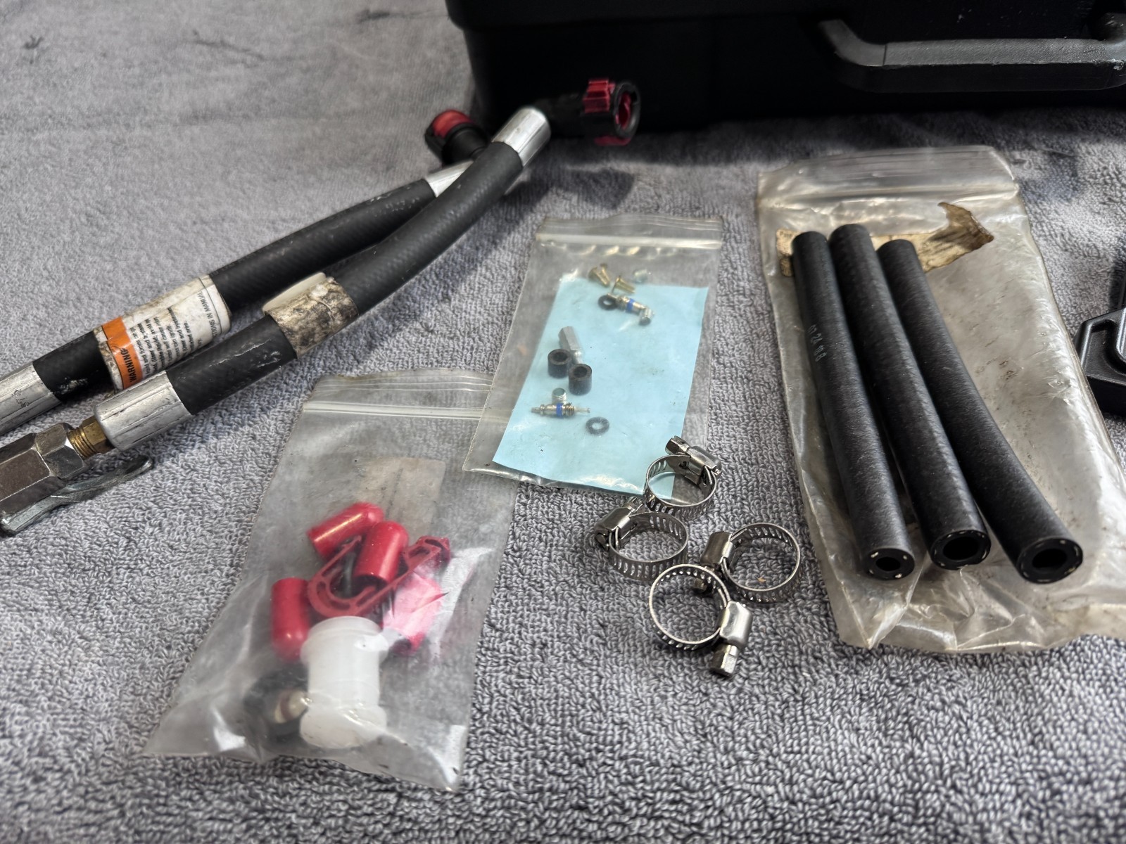 Snap-on Tools Master Fuel Injection Pressure Gauge Test Kit Set EEFI500A