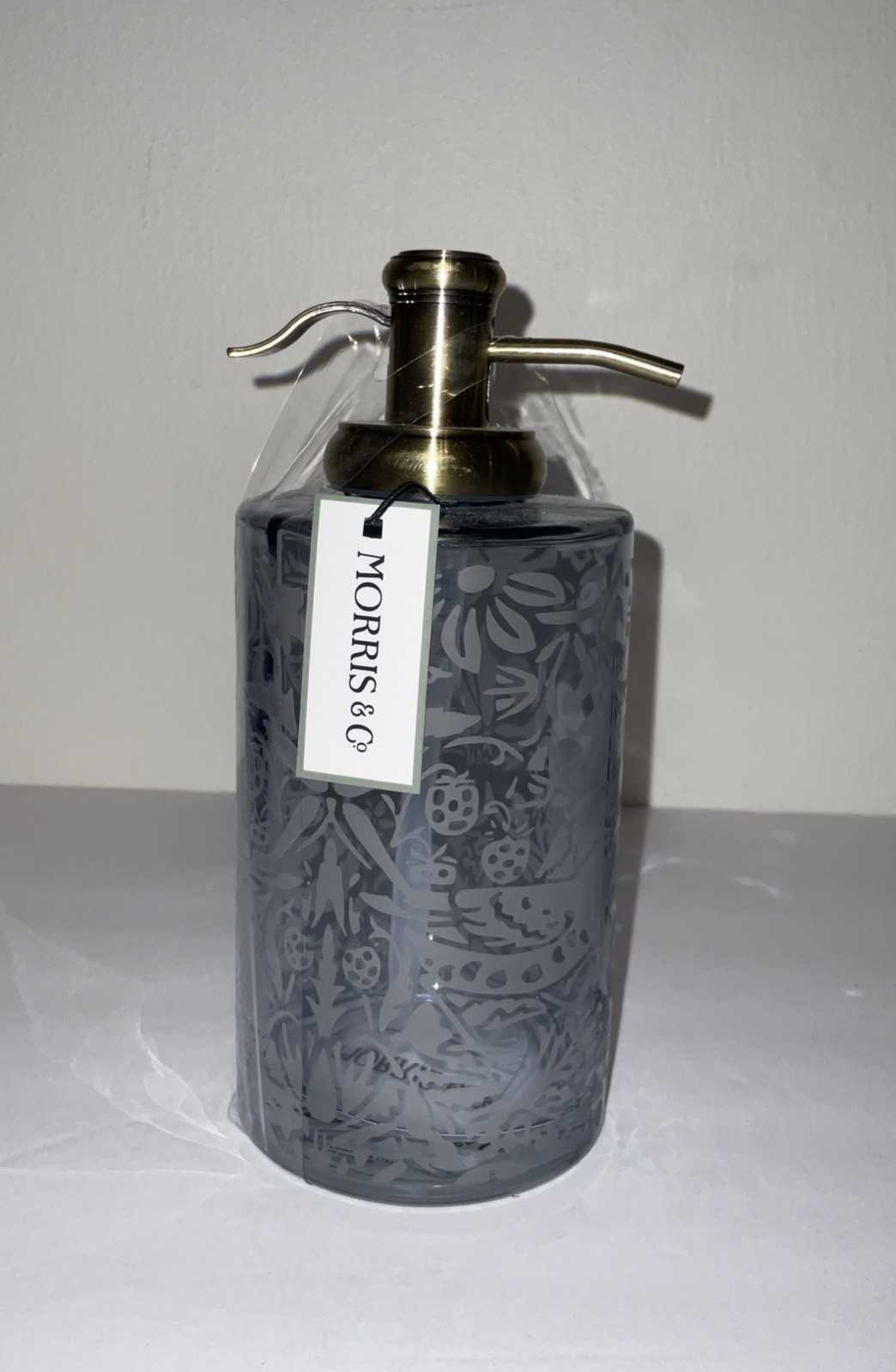 MORRIS & Co. STRAWBERRY THIEF CLEAR GLASS SOAP PUMP BATHROOM VANITY NWT