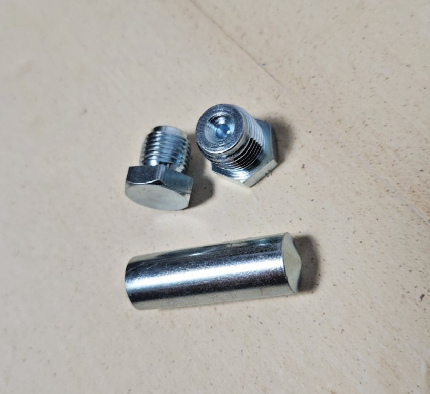 Chevy Master Cylinder 1" Bore 2 Ports Each Side w Fittings and Adaptor MC1321H