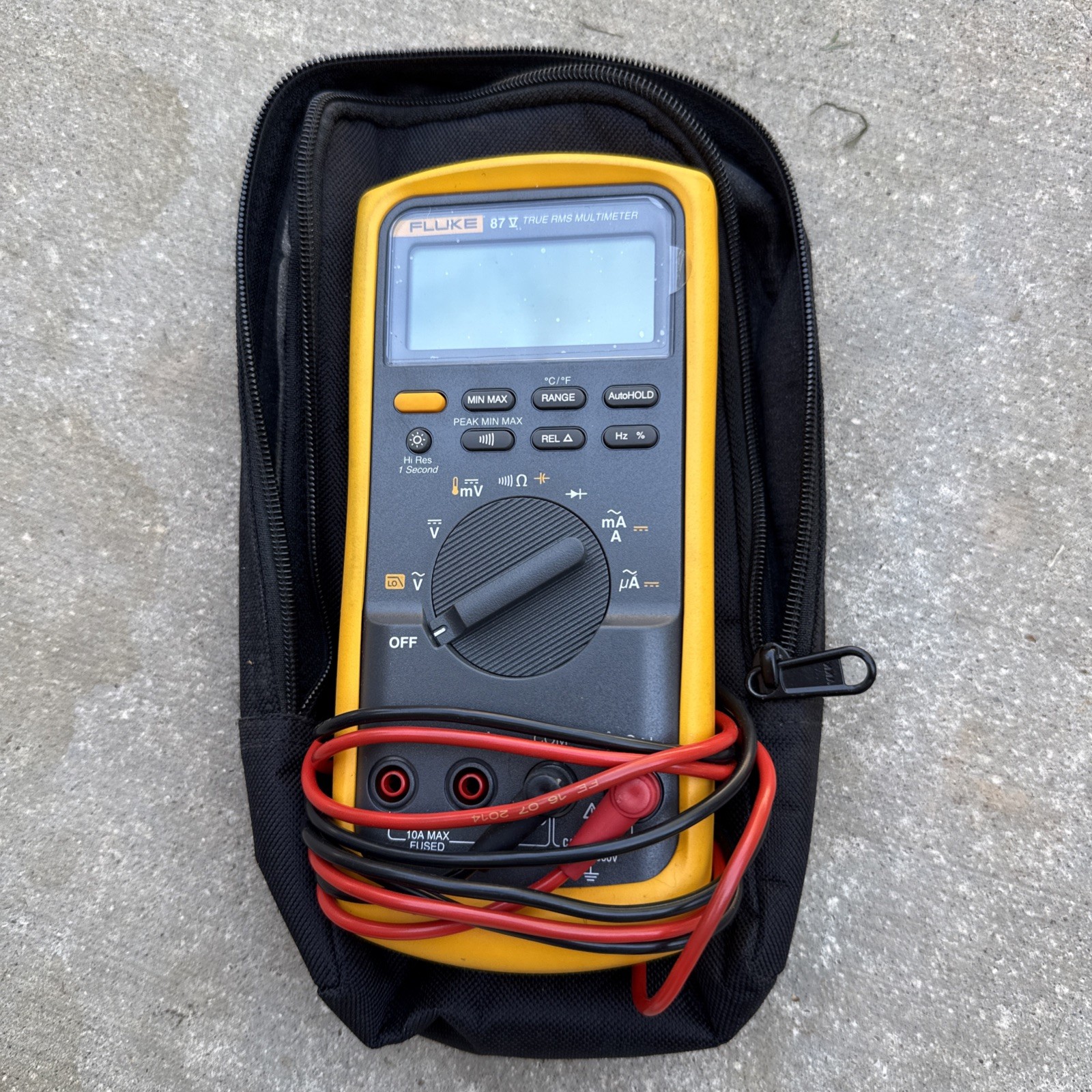 FLUKE 87V *NEAR MINT!* TRUE RMS INDUSTRIAL MULTIMETER!  COSTS $561.99 NEW!