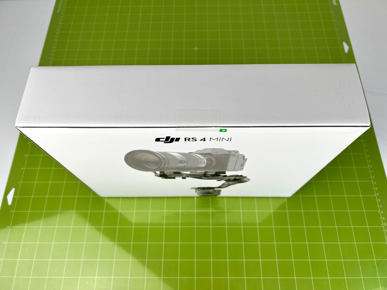 NEW - DJI RS 4 Mini 3-Axis Gimbal Stabilizer - Gray