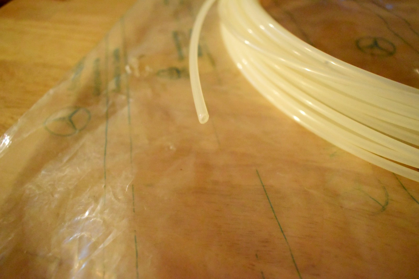 GENUINE MERCEDES-BENZ VACUUM LINE 000 158 14 35 ,WHITE , 1.0X4.0 SOLD BY METER