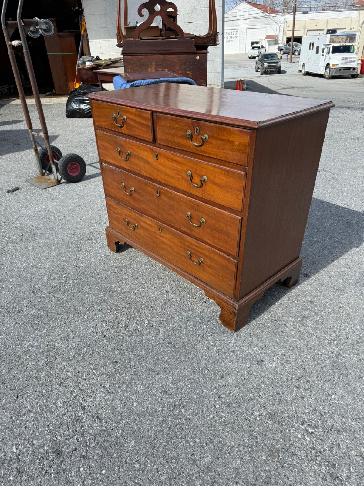 Antique walnut chippendale chest of drawers dresser bracket feet 1780 country