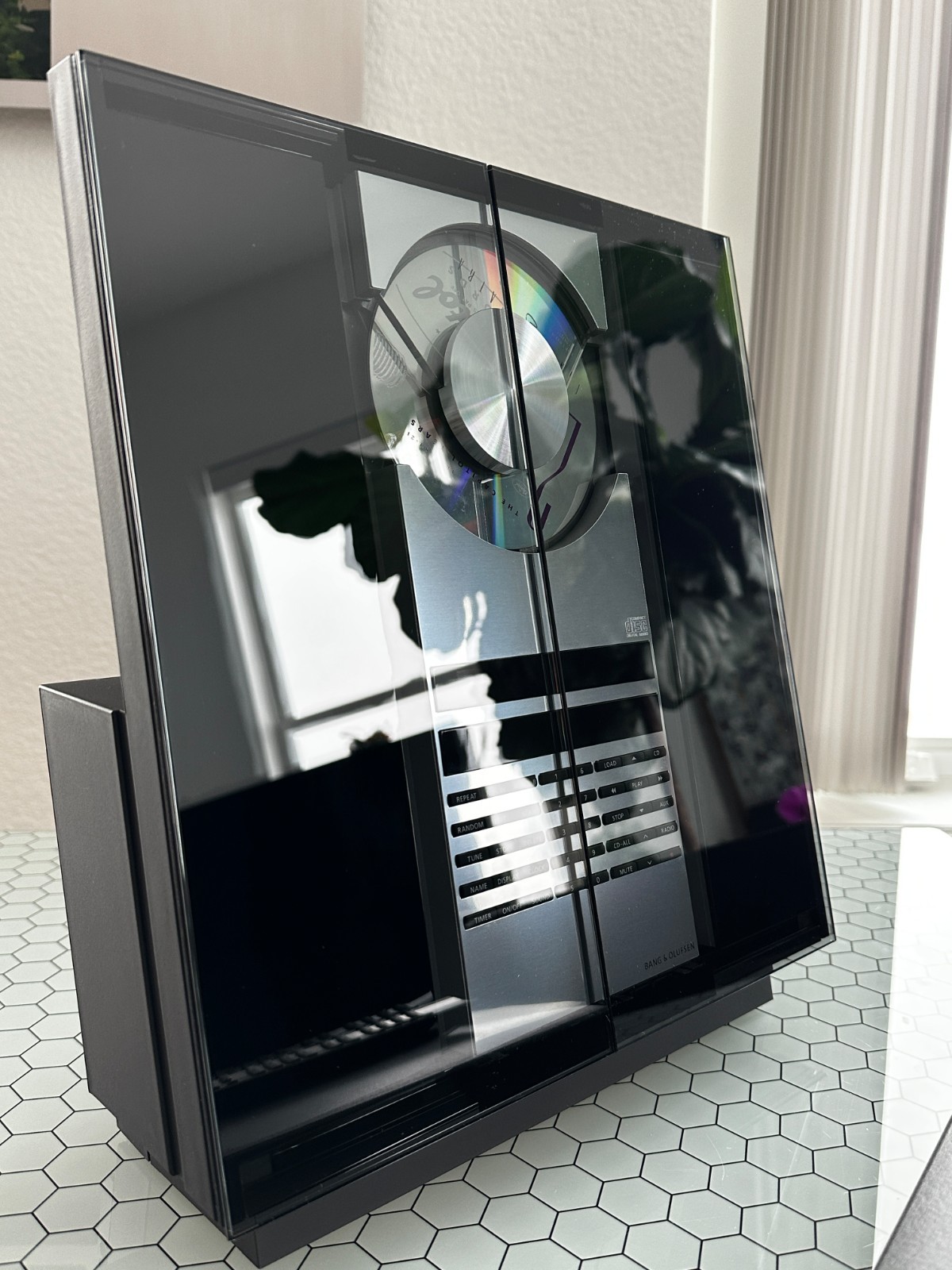 *** Bang & Olufsen B&O BeoSound 3000 CD player, Serviced - Flawless ***