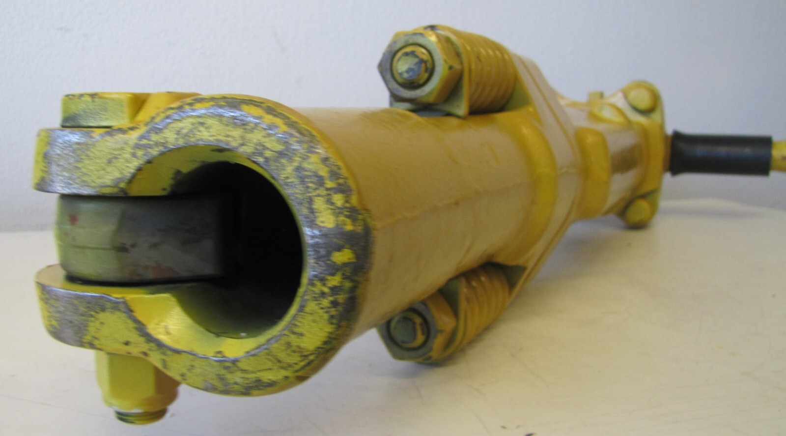 American Pneumatic Tools APT 180 Concrete Jack Hammer Breaker