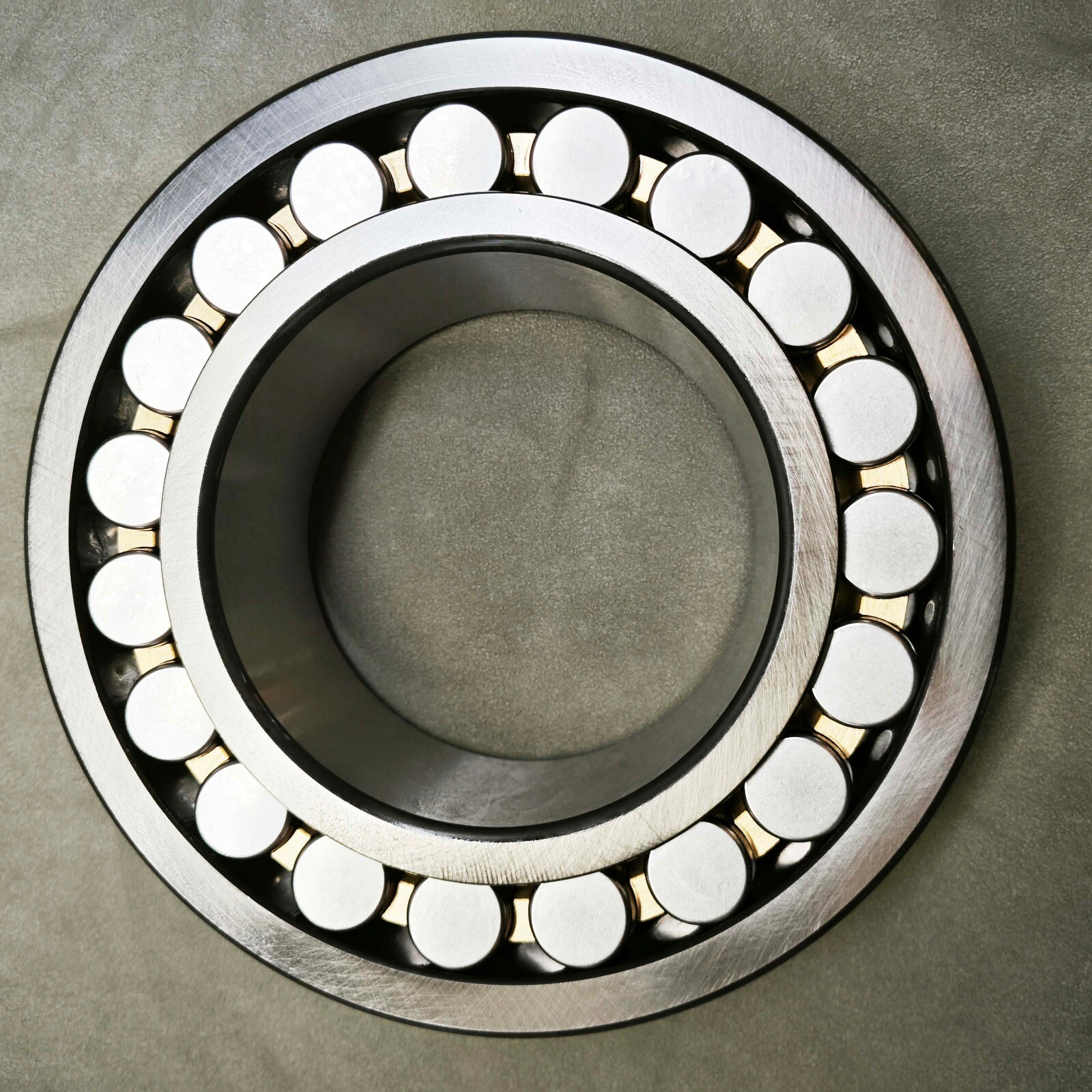 New Spherical Roller Bearing for Timken 110 x 200 x 53 mm 22222KEMW33C3