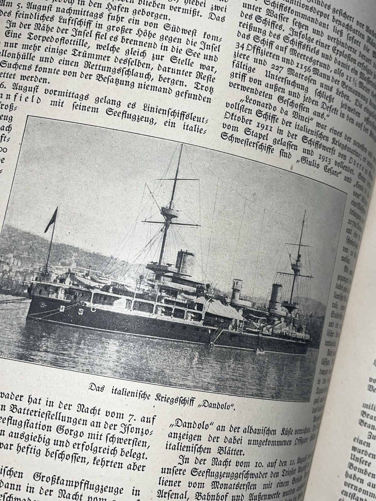 WW2 German Era Original Die Geschichte Des Weltkriegs Book #3 on German Military