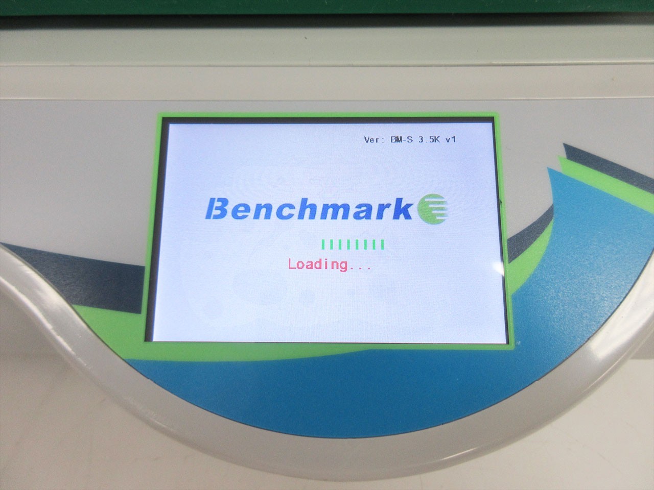 BENCHMARK BT3001 ORBI-SHAKER ORBITAL SHAKERTOUCH SCREEN & RUBBER MAT 13"X12"