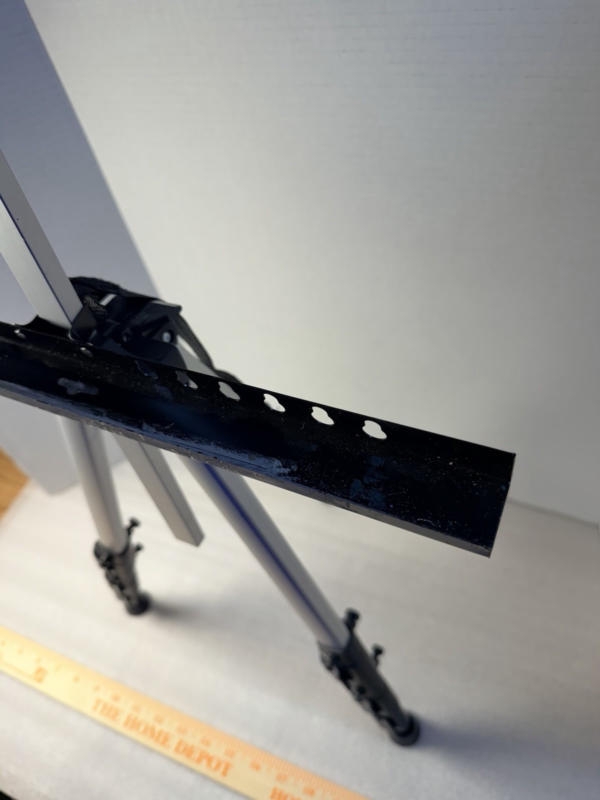 Curate Aluminum Stretch Field Easel - Silver Aluminum - 63 inch - Adjustable Art