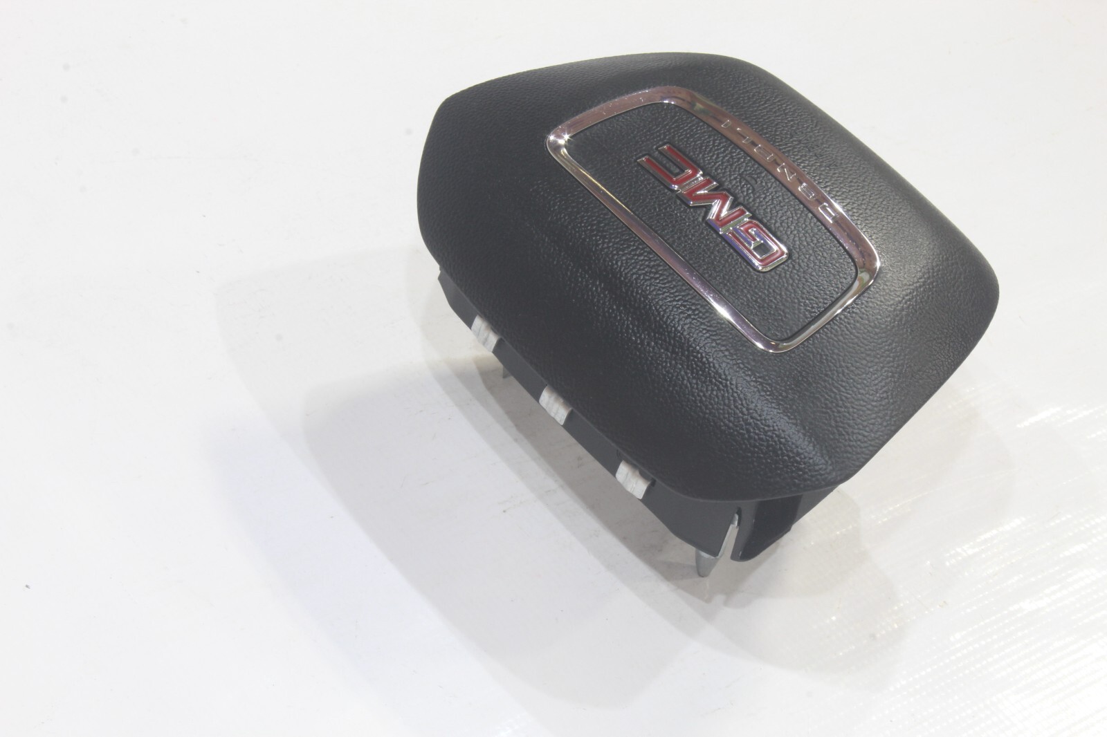 2019 2020 GMC ACADIA DENALI DRIVER WHEEL AIRBAG (3-PIN) OEM AIR BAG